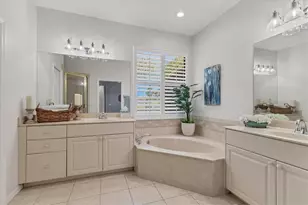 13861 Siena Loop, Lakewood Ranch, FL 34202 - Photo 29