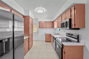 1903 24th St, Sarasota, FL 34234 - Photo 3