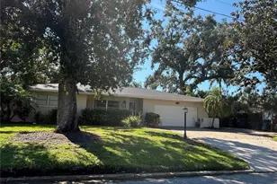 1214 21st St W, Bradenton, FL 34205 - Photo 1