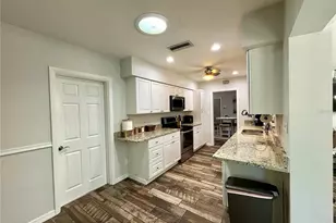 1214 21st St W, Bradenton, FL 34205 - Photo 27