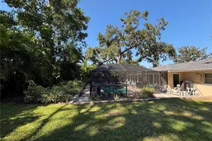 1214 21st St W, Bradenton, FL 34205 - Photo 45