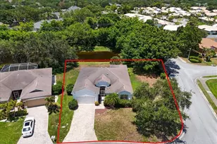 4701 50th Ave W, Bradenton, FL 34210 - Photo 3