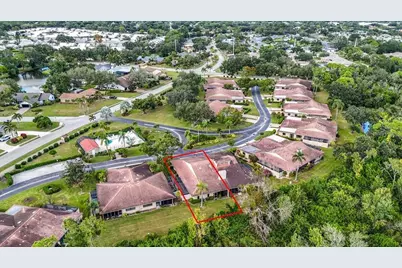 4565 Lakecrest Place #18, Sarasota, FL 34233 - Photo 41