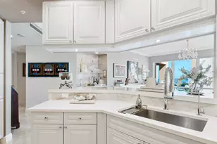 35 Watergate Dr, Sarasota, FL 34236 - Photo 13