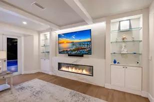 1253 N Basin Ln, Sarasota, FL 34242 - Photo 11