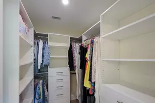 1253 N Basin Ln, Sarasota, FL 34242 - Photo 35