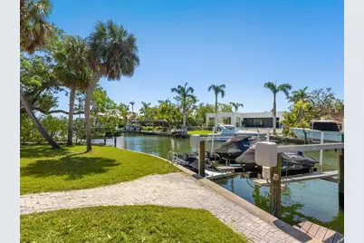 1248 Northport Drive, Sarasota, FL 34242 - Photo 33