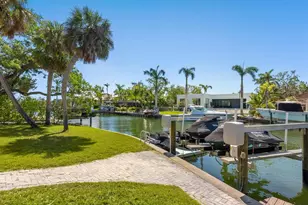 1248 Northport Dr, Sarasota, FL 34242 - Photo 33