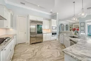 548 Hornblower Ln, Longboat Key, FL 34228 - Photo 55