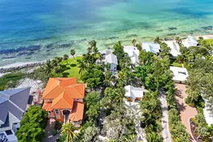7314 Point of Rocks Rd, Sarasota, FL 34242 - Photo 9