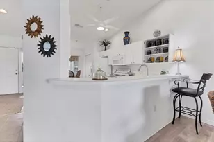 5240 Hyland Hills Ave, Sarasota, FL 34241 - Photo 21