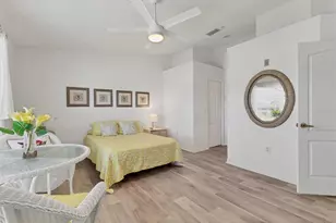 5240 Hyland Hills Ave, Sarasota, FL 34241 - Photo 31