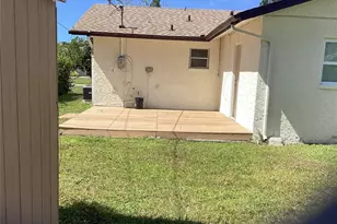 1036 Hope St, Venice, FL 34285 - Photo 23