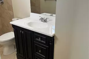 1036 Hope St, Venice, FL 34285 - Photo 15