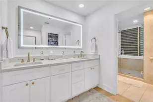 615 Dream Island Pl, Longboat Key, FL 34228 - Photo 25