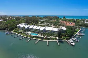 615 Dream Island Pl, Longboat Key, FL 34228 - Photo 1