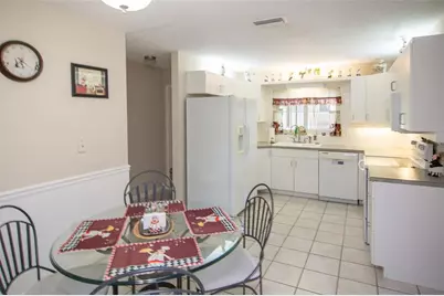 2216 40th Street W, Bradenton, FL 34205 - Photo 5