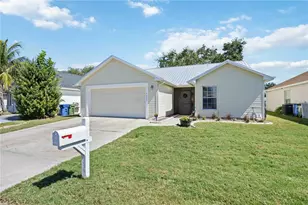 3937 37th St Ct W, Bradenton, FL 34205 - Photo 1