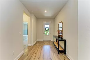 8318 Abalone Loop, Parrish, FL 34219 - Photo 5