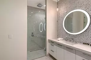 1591 Gulf of Mexico Dr, Longboat Key, FL 34228 - Photo 17