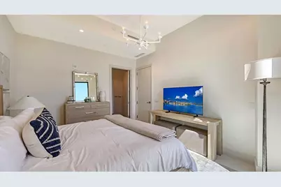 1591 Gulf Of Mexico Drive #512, Longboat Key, FL 34228 - Photo 19