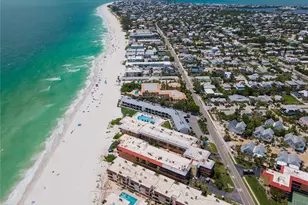 5808 Gulf Dr, Holmes Beach, FL 34217 - Photo 27