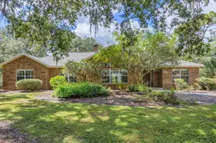 1102 134th St E, Bradenton, FL 34212 - Photo 1