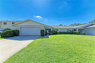 7287 Eleanor Cir, Sarasota, FL 34243 - Photo 3