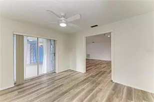 7287 Eleanor Cir, Sarasota, FL 34243 - Photo 35