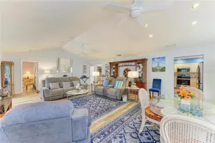 7287 Eleanor Cir, Sarasota, FL 34243 - Photo 13