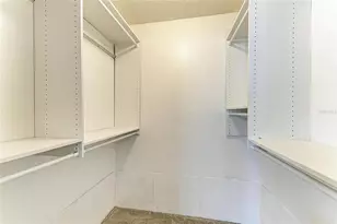 7287 Eleanor Cir, Sarasota, FL 34243 - Photo 33