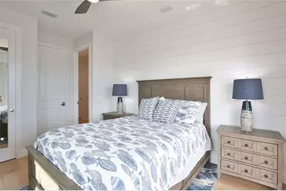 262 Island Circle, Sarasota, FL 34242 - Photo 37