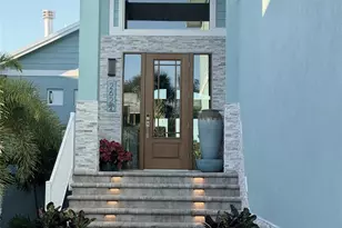 262 Island Cir, Sarasota, FL 34242 - Photo 3