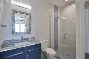 262 Island Cir, Sarasota, FL 34242 - Photo 35