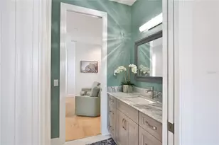 262 Island Cir, Sarasota, FL 34242 - Photo 31