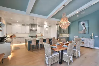 262 Island Circle, Sarasota, FL 34242 - Photo 13