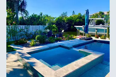 262 Island Circle, Sarasota, FL 34242 - Photo 45