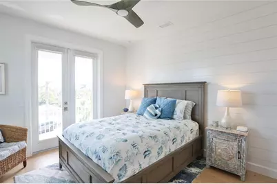 262 Island Circle, Sarasota, FL 34242 - Photo 35