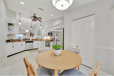5240 Hyland Hills Avenue #1421, Sarasota, FL 34241 - Photo 11