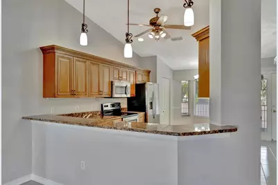 5240 Hyland Hills Avenue #1421, Sarasota, FL 34241 - Photo 13