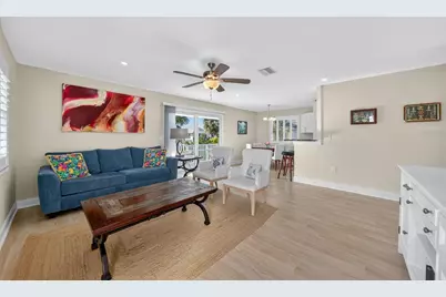 2915 Avenue C, Holmes Beach, FL 34217 - Photo 3