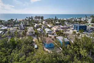 2915 Avenue C, Holmes Beach, FL 34217 - Photo 51