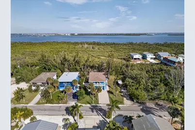 2915 Avenue C, Holmes Beach, FL 34217 - Photo 49