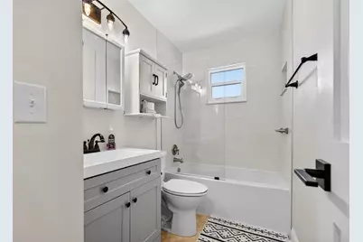 2915 Avenue C, Holmes Beach, FL 34217 - Photo 23