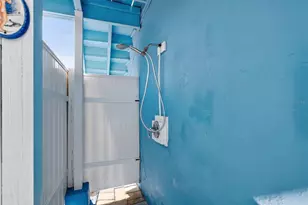 2915 Avenue C, Holmes Beach, FL 34217 - Photo 37