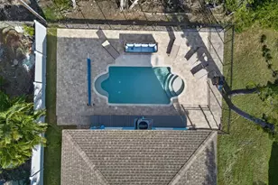 2915 Avenue C, Holmes Beach, FL 34217 - Photo 41