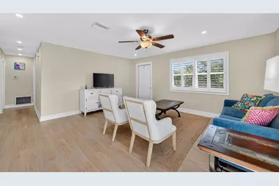 2915 Avenue C, Holmes Beach, FL 34217 - Photo 13
