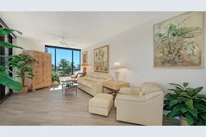 1241 Gulf Of Mexico Drive #207 S, Longboat Key, FL 34228 - Photo 7