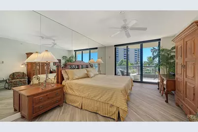 1241 Gulf Of Mexico Drive #207 S, Longboat Key, FL 34228 - Photo 17