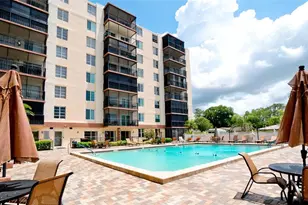 2901 26th St W, Bradenton, FL 34205 - Photo 5